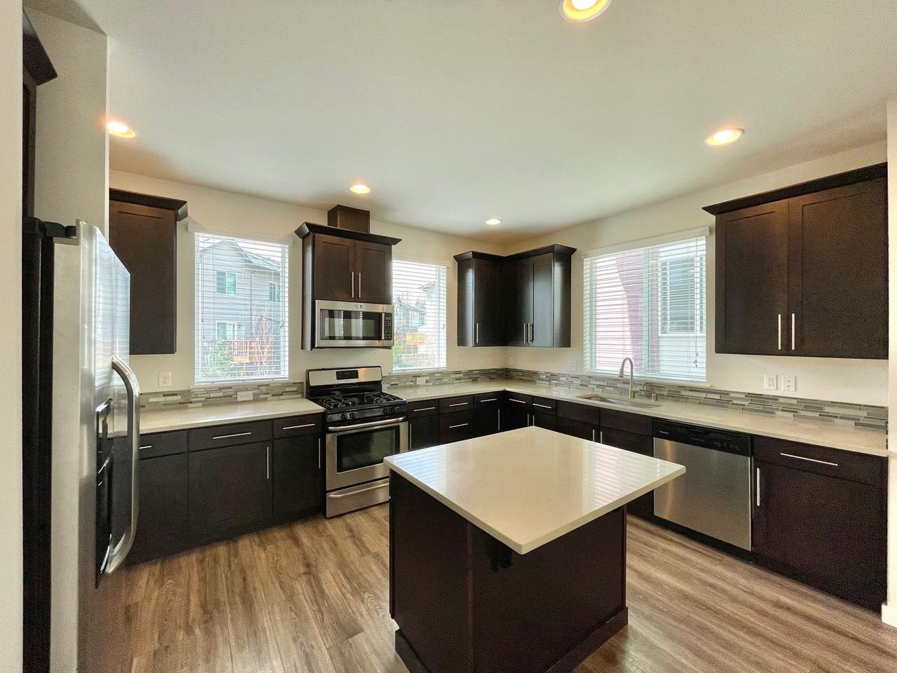 1921 129th Pl Sw #A - Photo 4 of 30
