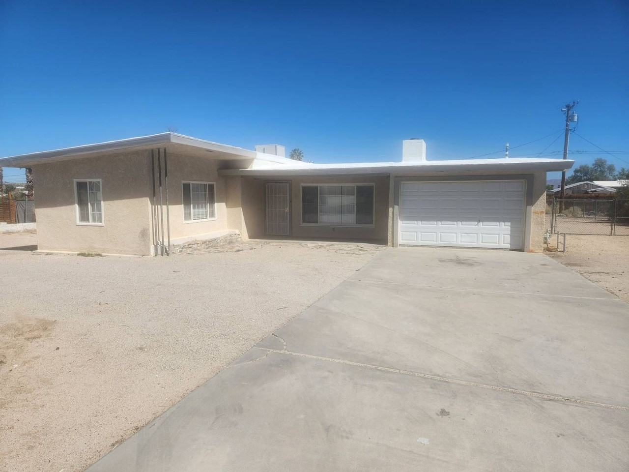 74414 Cottonwood Dr - Photo 3 of 13