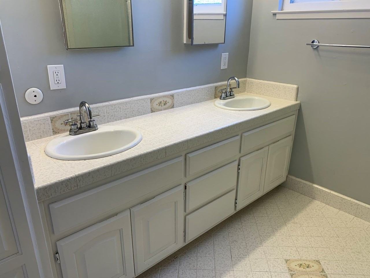683 San Miguel Ave - Photo 4 of 10