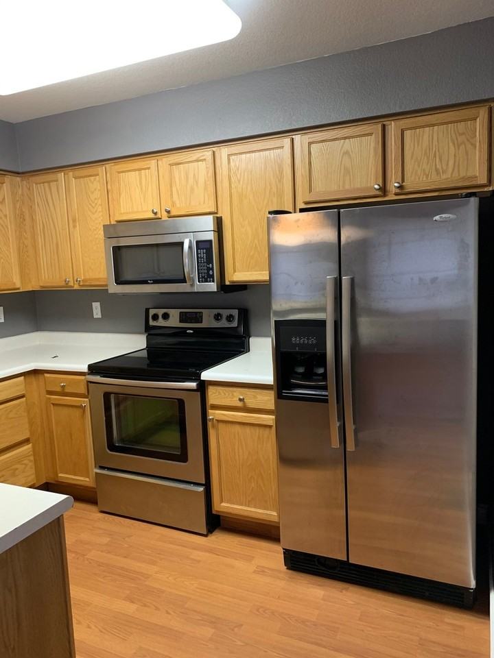 6802 Antigua Dr - Photo 3 of 11