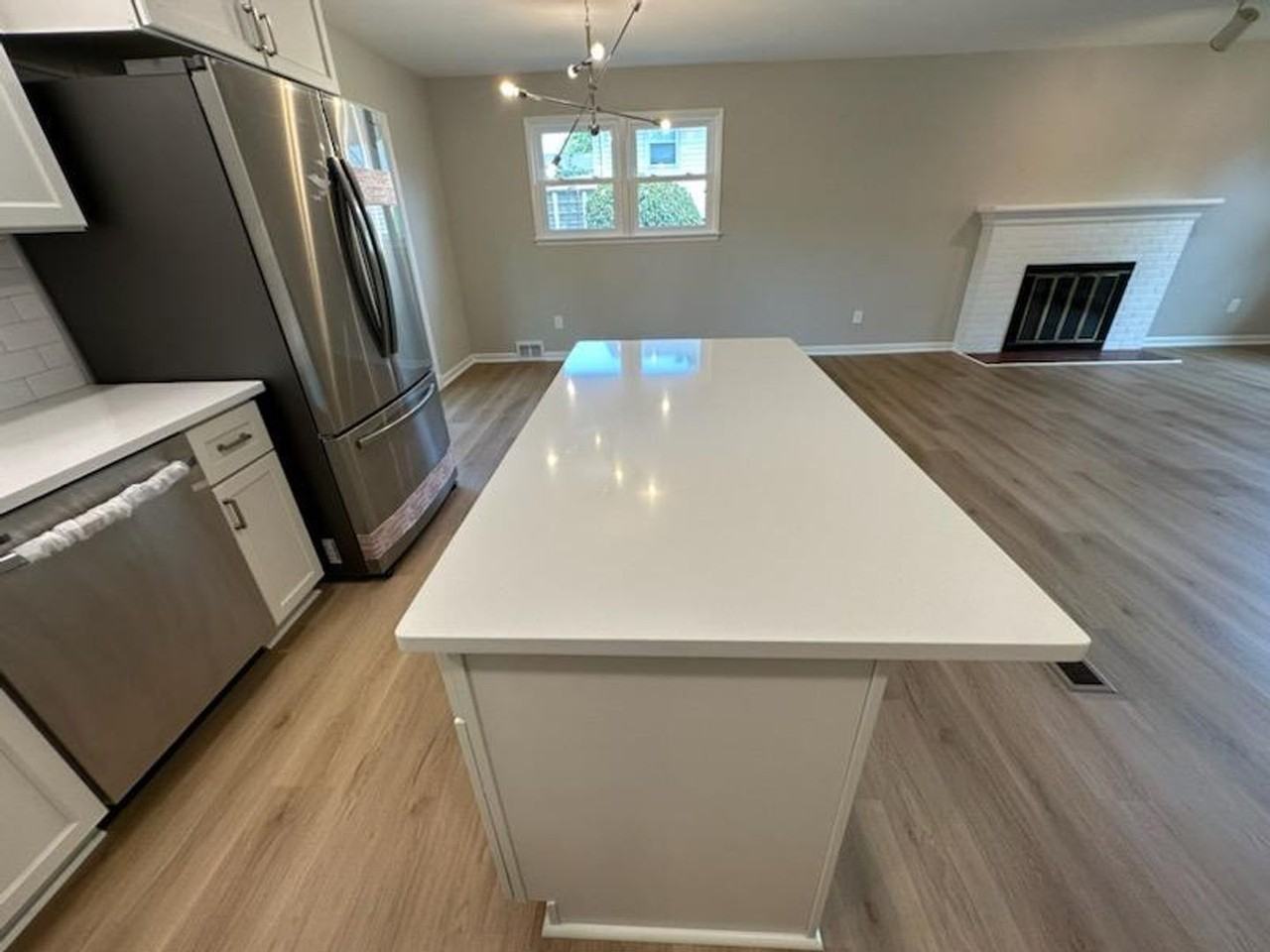 7504 Gresham St - Photo 7 of 27