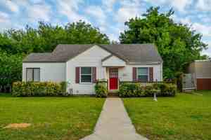 featured image of 3820 E 22nd Pl