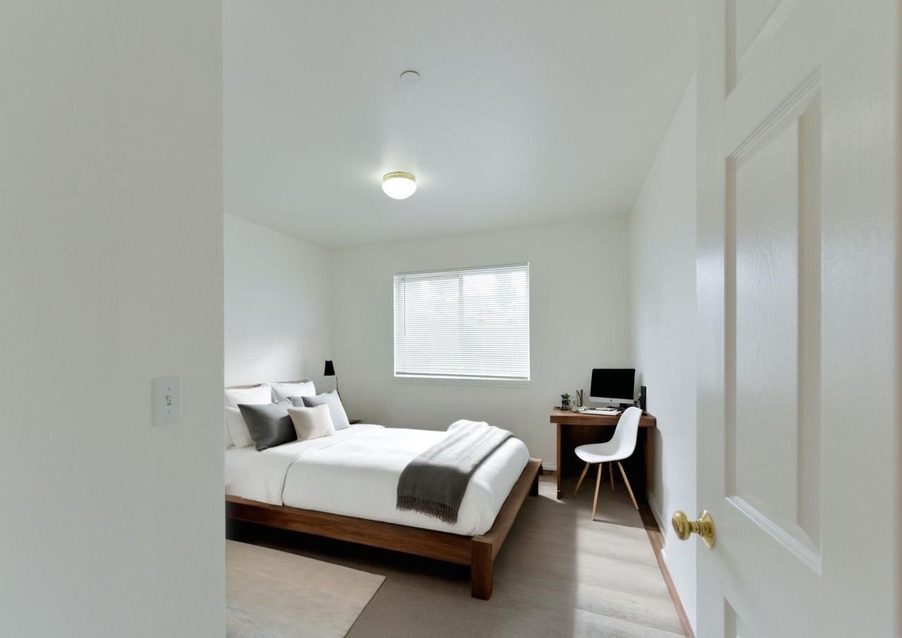 Baker Square Apartments - Photo 4 of 24