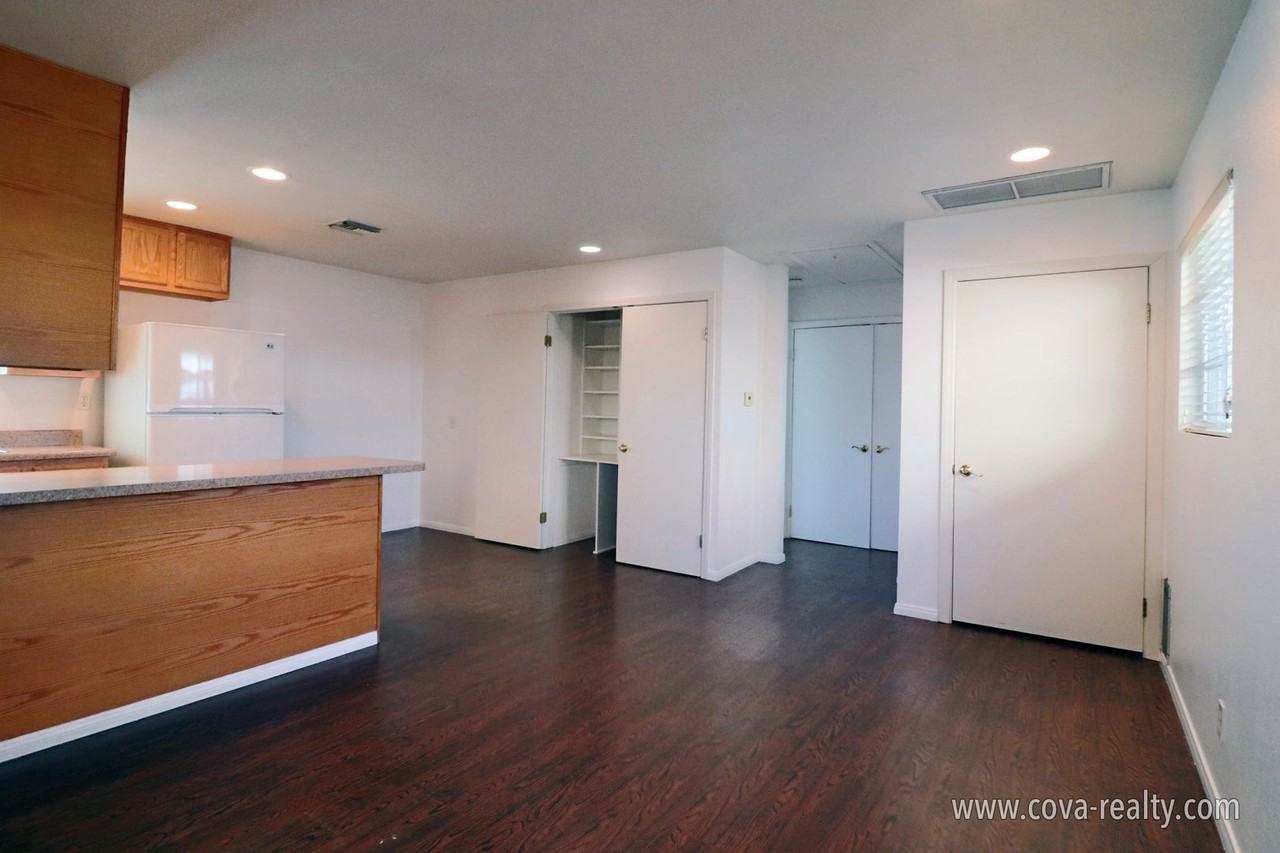 3115 Dwight Ave - Photo 6 of 11