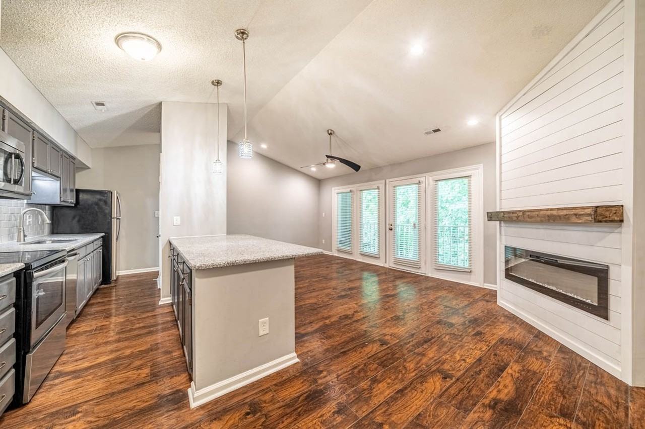 1320 Park Glen Dr - Photo 4 of 20