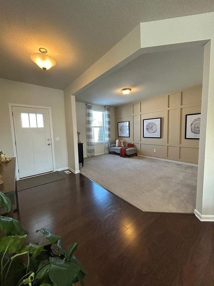 5785 Urbandale Ln N - Photo 7 of 18