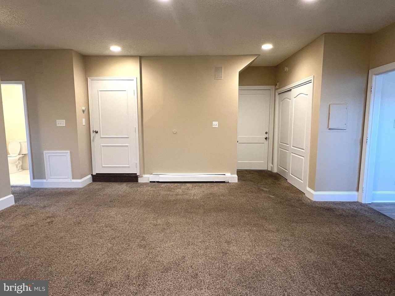 13 S Morton Ave - Photo 3 of 22