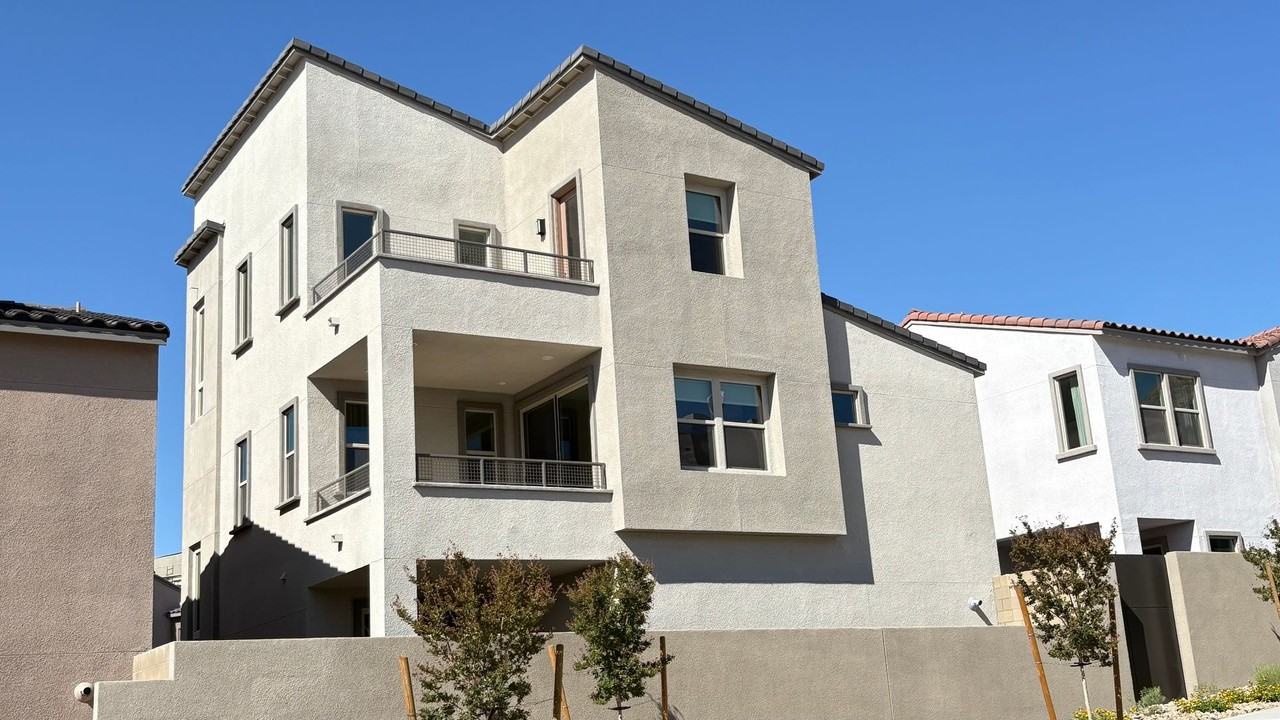 11620 Golden Oriole Avenue - Photo 2 of 35