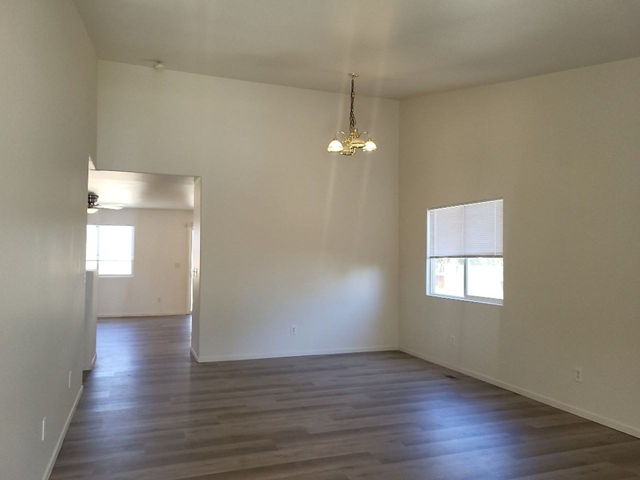 9940 Brightridge Dr - Photo 2 of 13