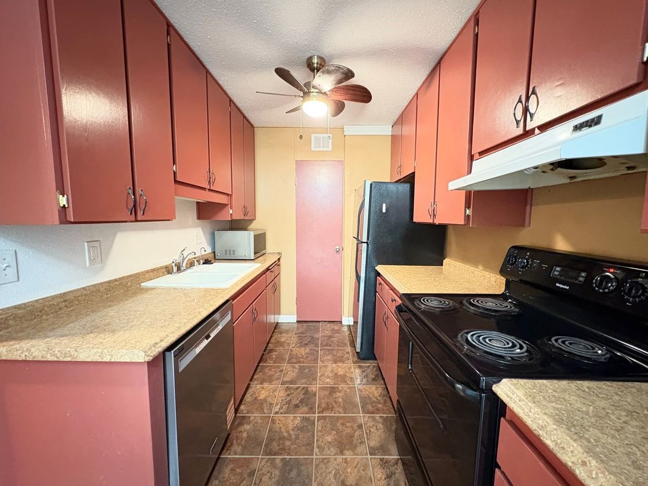 4865 Collwood Blvd #B - Photo 3 of 11