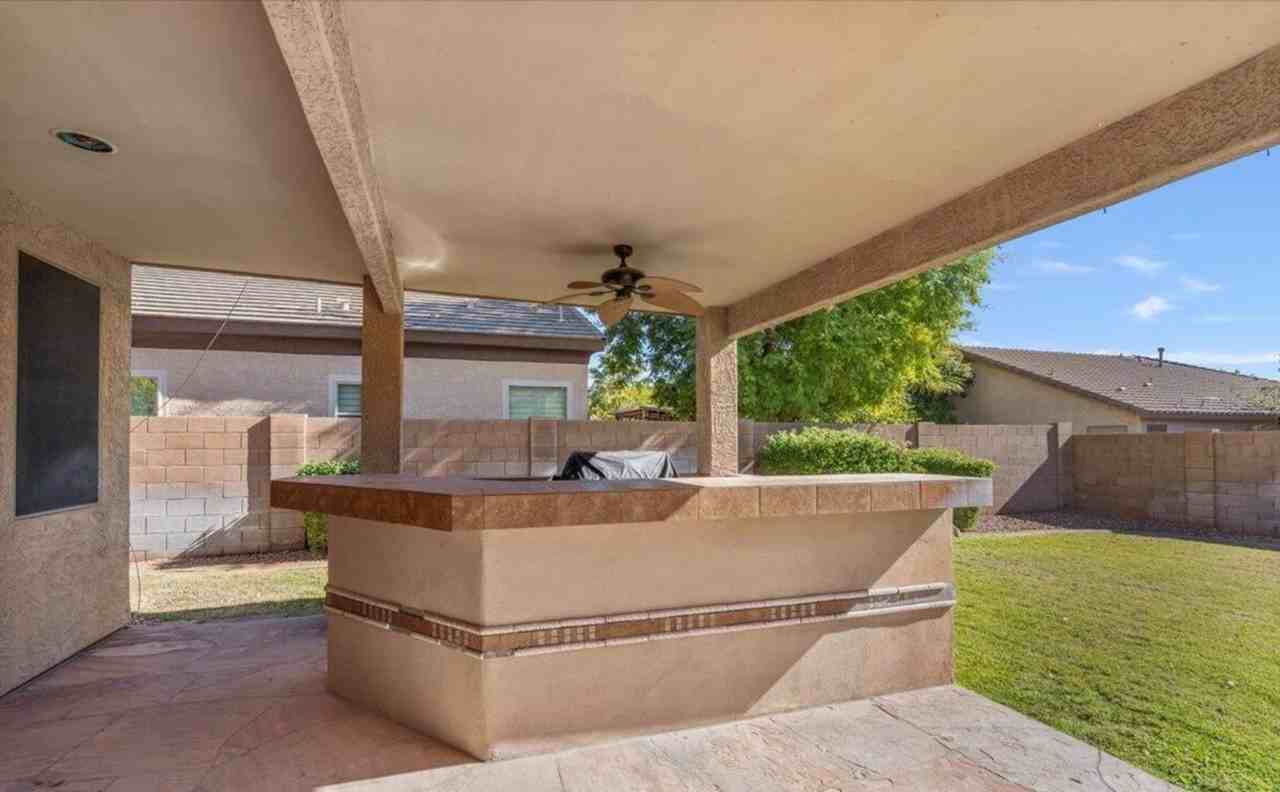 9237 W Alex Ave - Photo 3 of 36