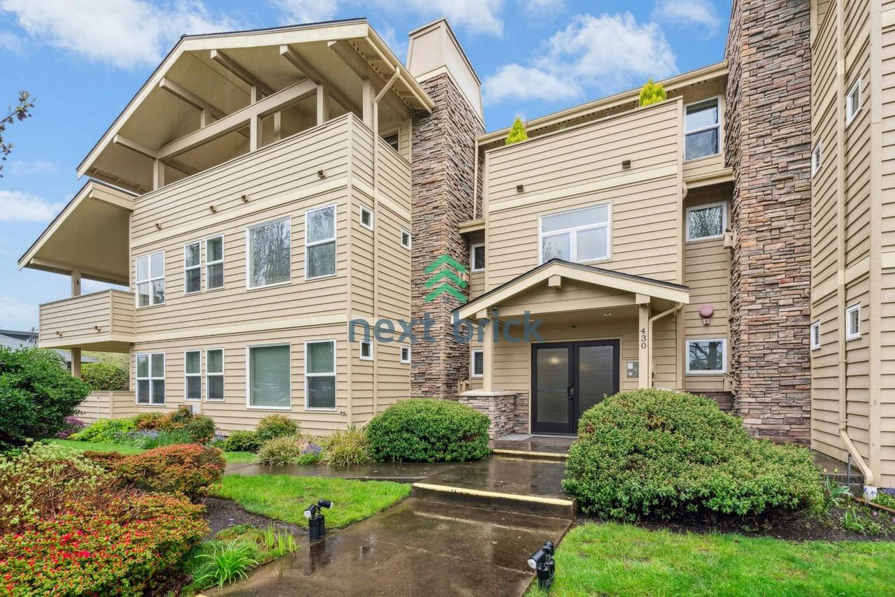 430 Sw 156th St #202 - Photo 3 of 25