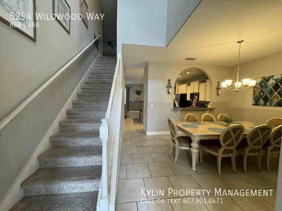 5294 Wildwood Way - Photo 3 of 26