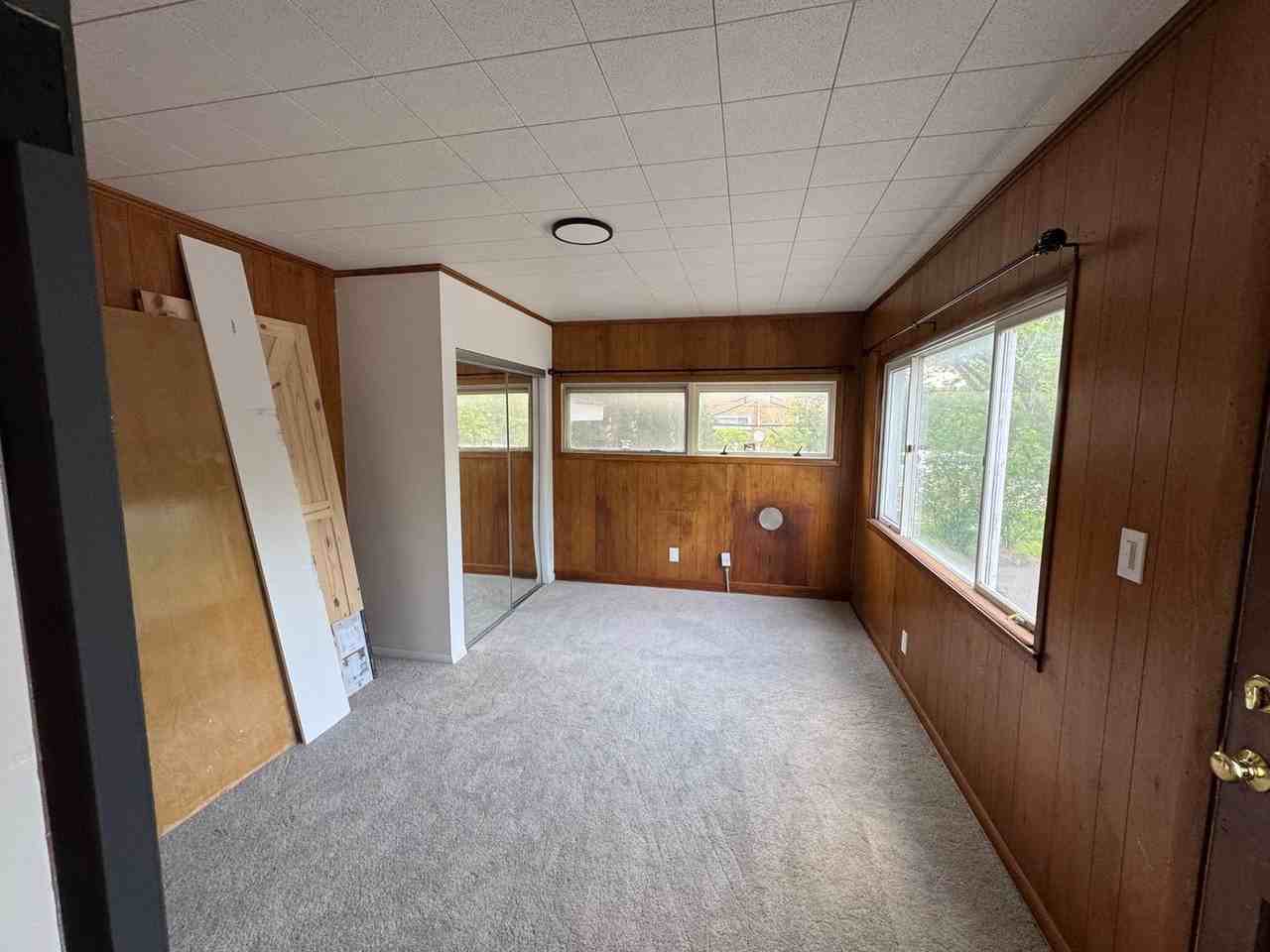 4023 Okalona Rd - Photo 7 of 19