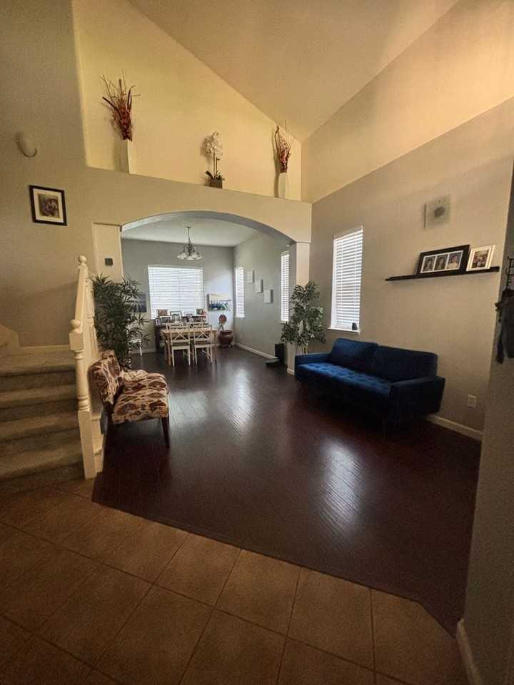 2546 Jennifer Dr - Photo 2 of 22