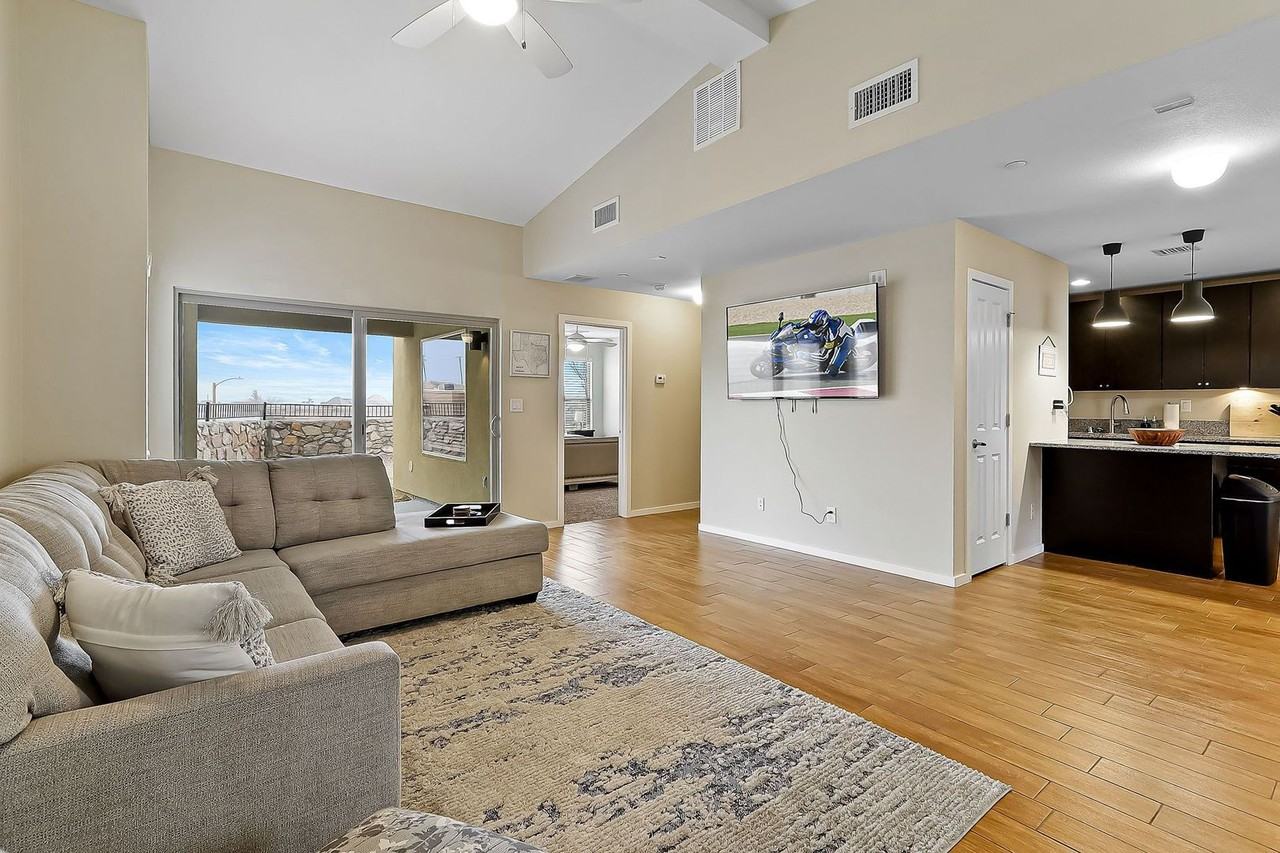 4724 Pistolero Ln #A - Photo 3 of 28