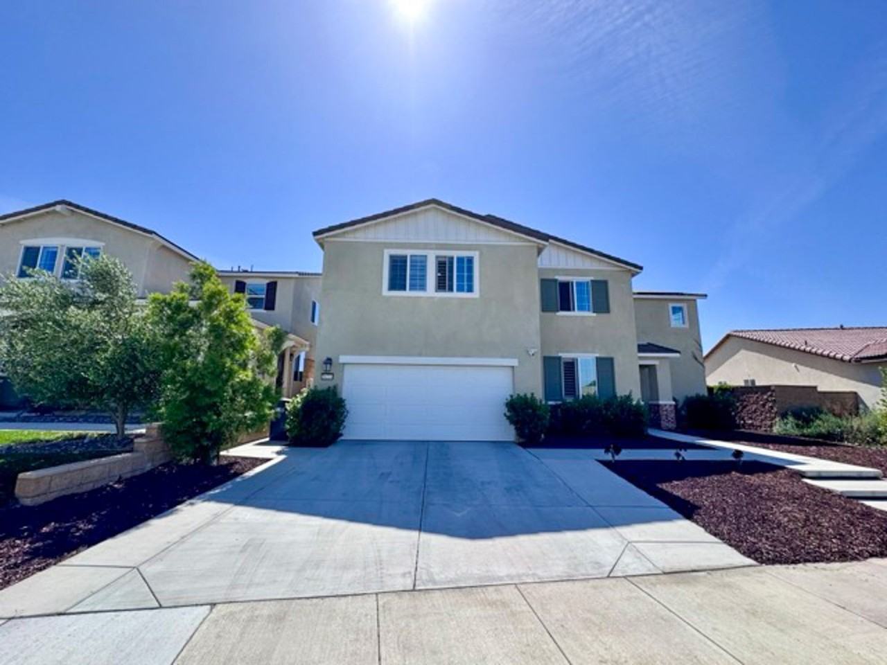 36224 Owens Dr - Photo 2 of 50