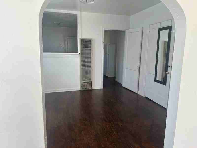 1826 Ramsey Ave #B - Photo 5 of 13