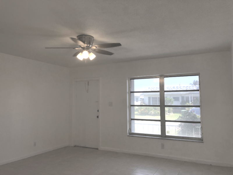 8409 Tamarack - Photo 4 of 45