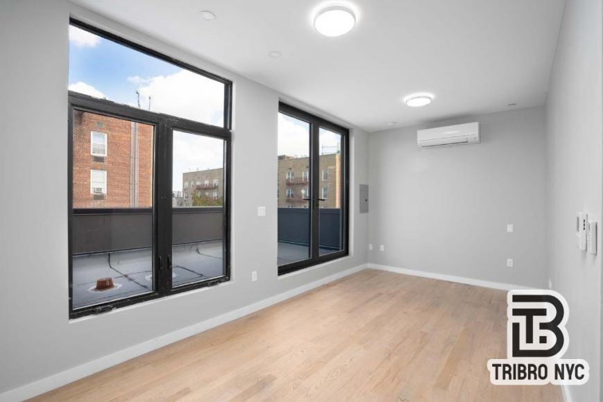 2819 Clarendon Road - Photo 4 of 9