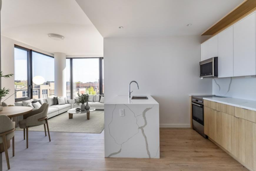 5920 Bay Parkway - Photo 2 of 10