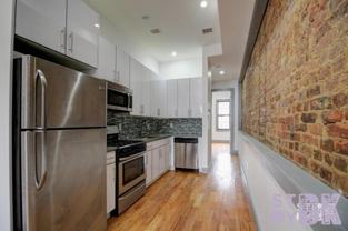 989 Putnam Ave - Photo 1 of 1