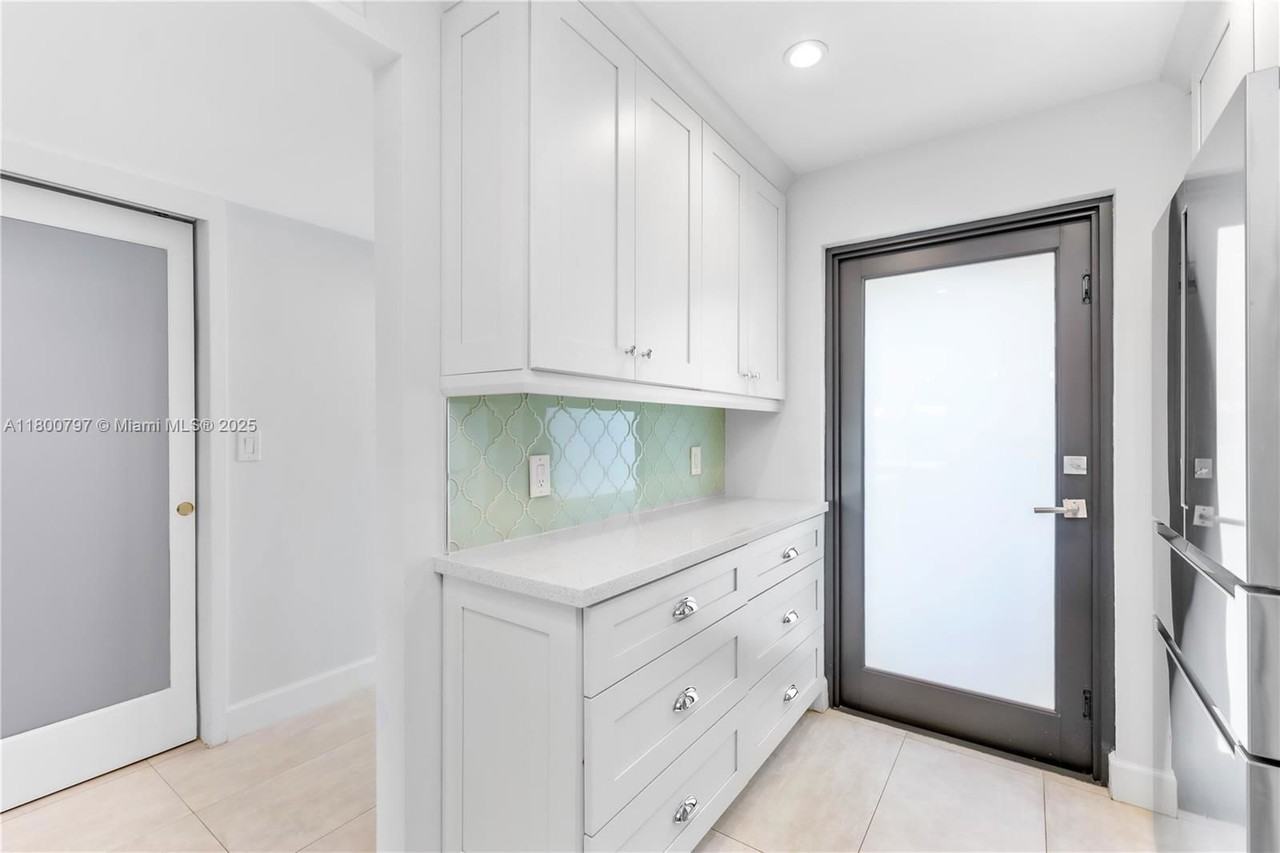 6901 Edgewater Dr #328 - Photo 2 of 8