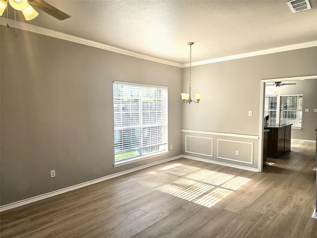 9614 Heartstone Ln - Photo 5 of 12