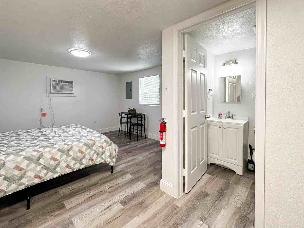 W Cordelia St - Photo 5 of 10