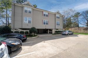 featured image of 2557 Oconee Ave #202