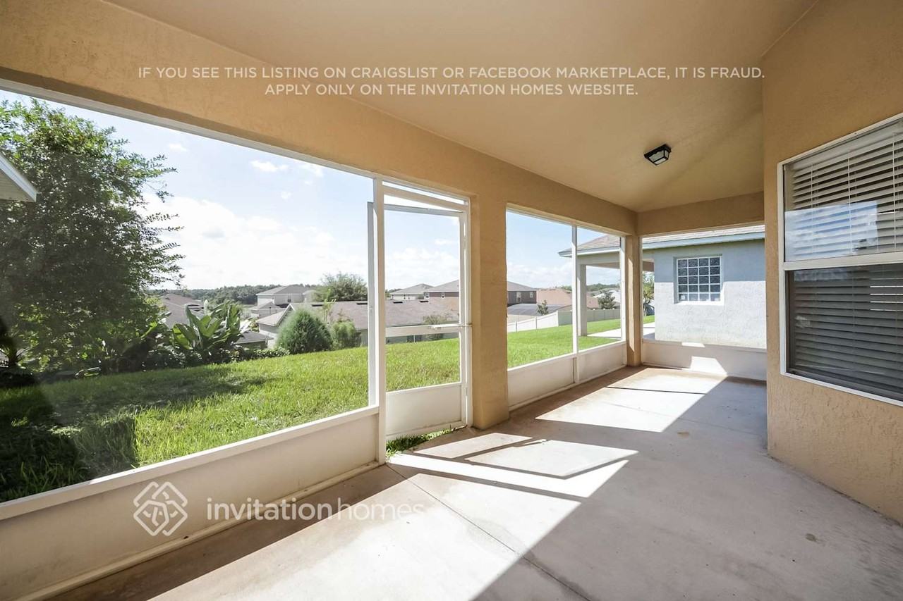 218 Compass Rose Dr - Photo 3 of 5