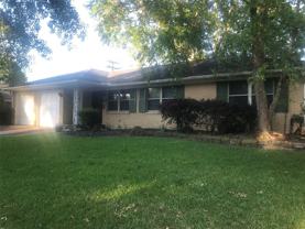 1806 Foxwood Rd - Photo 1 of 1