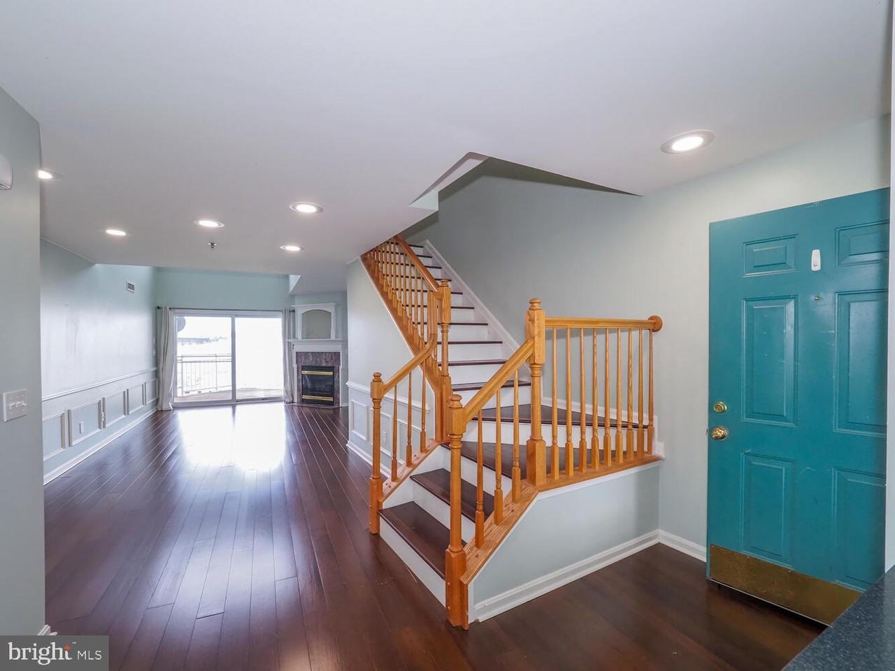 9 Owens Landing Ct - Photo 2 of 37