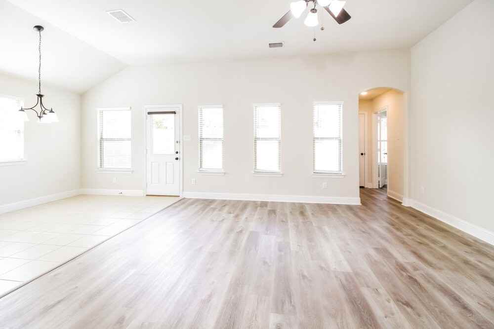 334 Highmeadow Rd - Photo 5 of 16