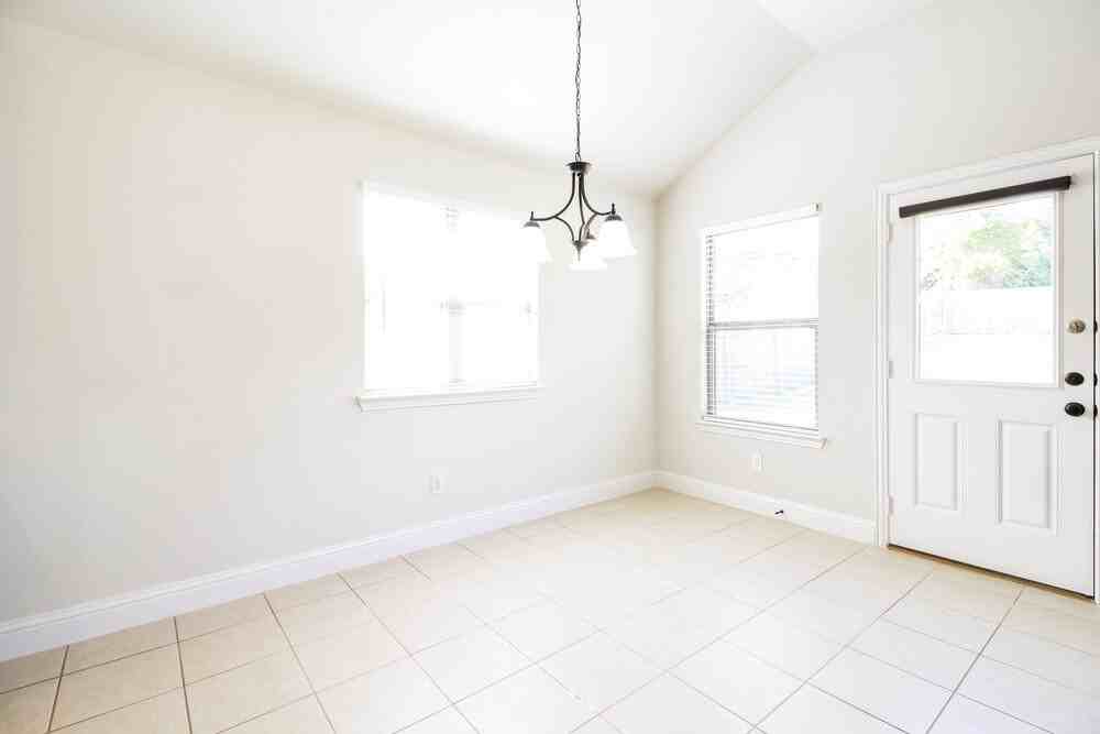334 Highmeadow Rd - Photo 6 of 16