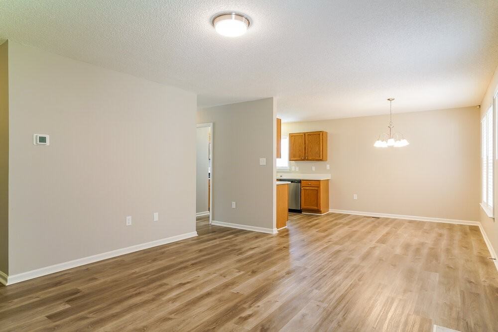 412 Birdsong Way - Photo 5 of 16