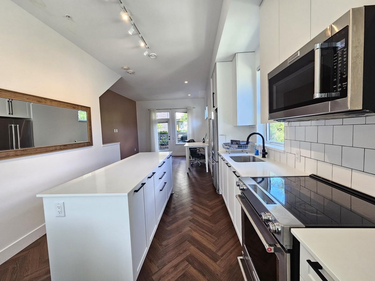9733 University Crescent - Photo 17