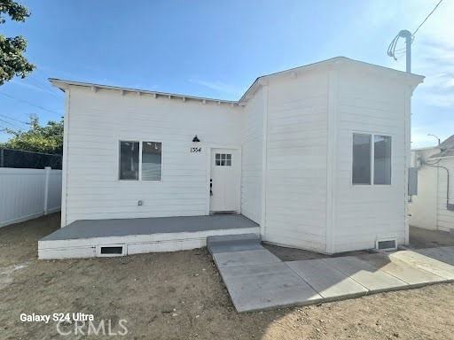 1354 E 94th St #1354 - Photo 3 of 13