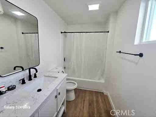 9404 Zamora Ave #9404 - Photo 3 of 13