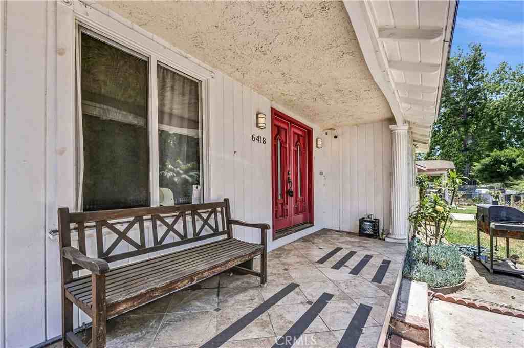 6418 Makee Ave #6418 - Photo 3 of 28