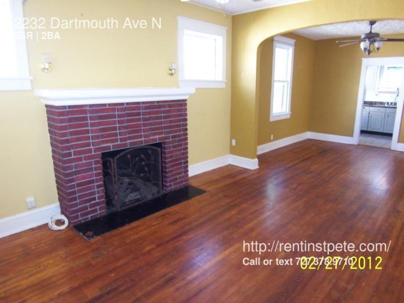 2232 Dartmouth Ave N - Photo 3 of 9