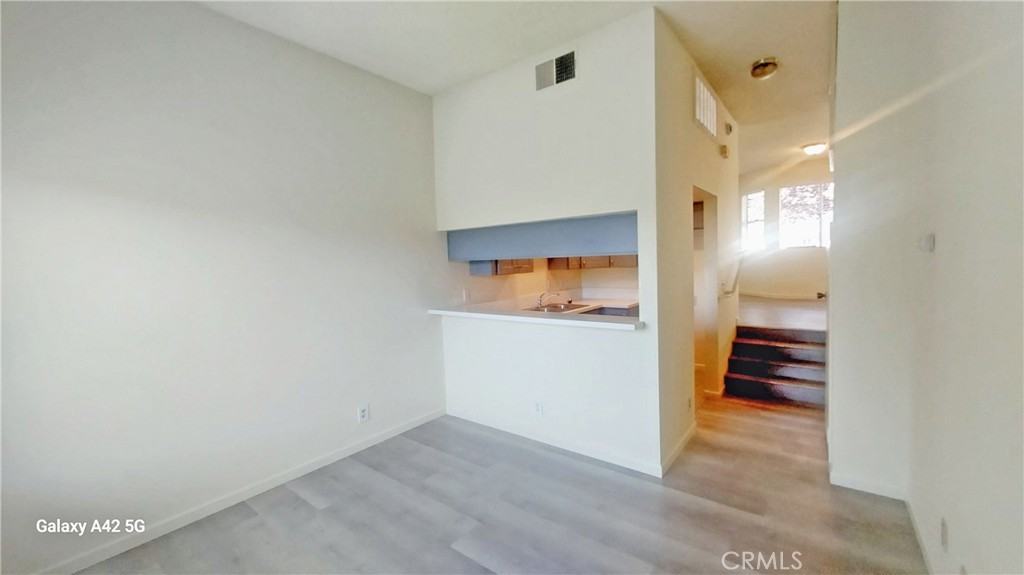 4904 Ithaca Ave #4904-2 - Photo 2 of 19