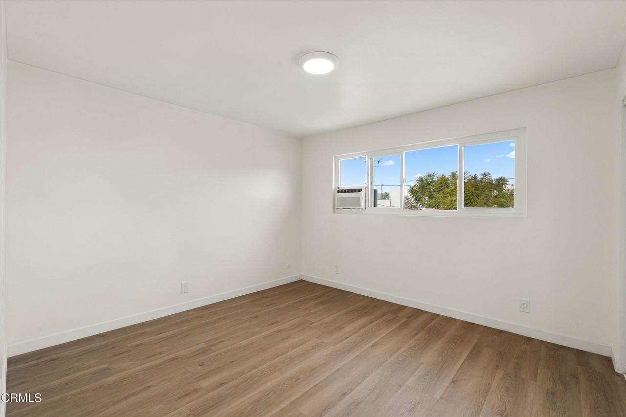 624 Silver Lake Blvd #624-3 - Photo 3 of 13