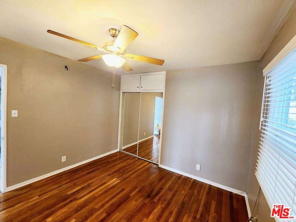 4045 W 28th St #4045 - Photo 3 of 10