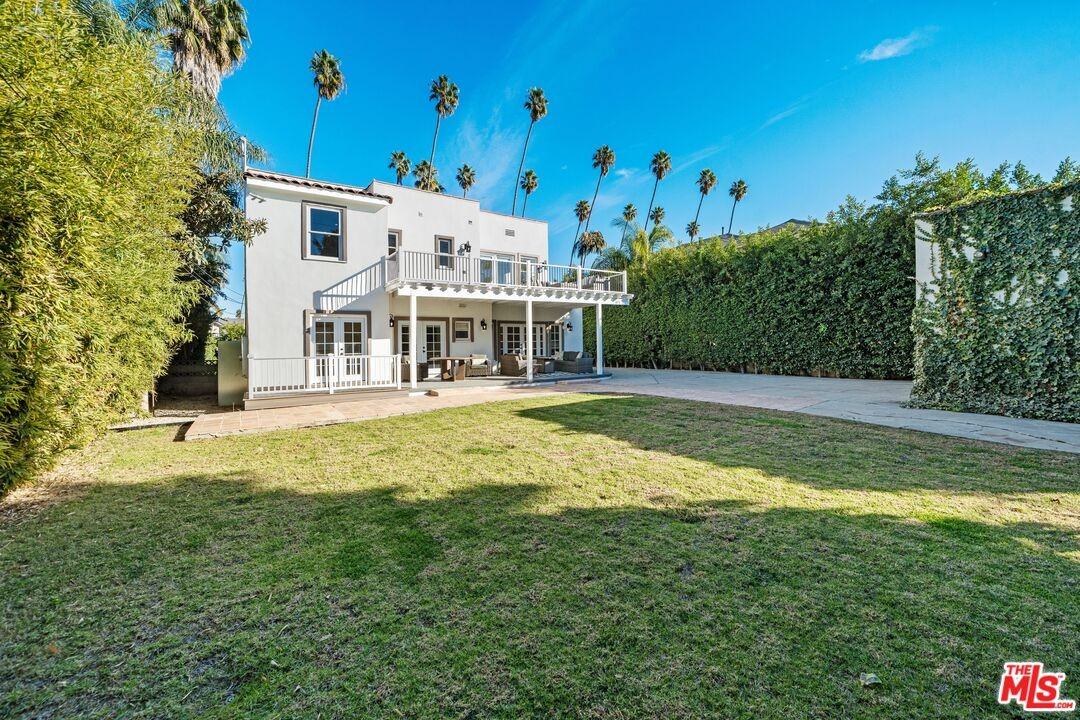 1237 S Wilton Pl #1237 - Photo 2 of 23