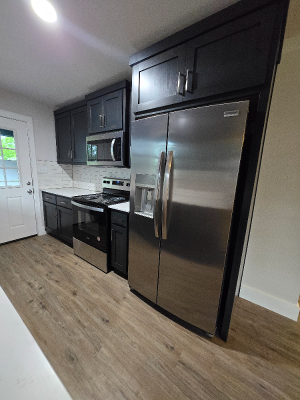 411 West Fourth Street - Photo 3 of 10