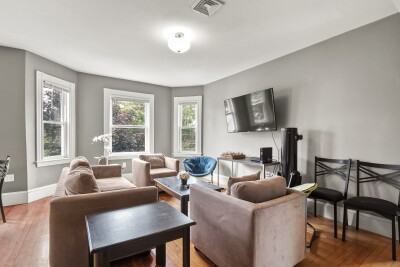 139 Adams St #2 - Photo 4 of 19