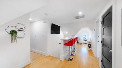 659 South St #3 - Photo 4 of 21