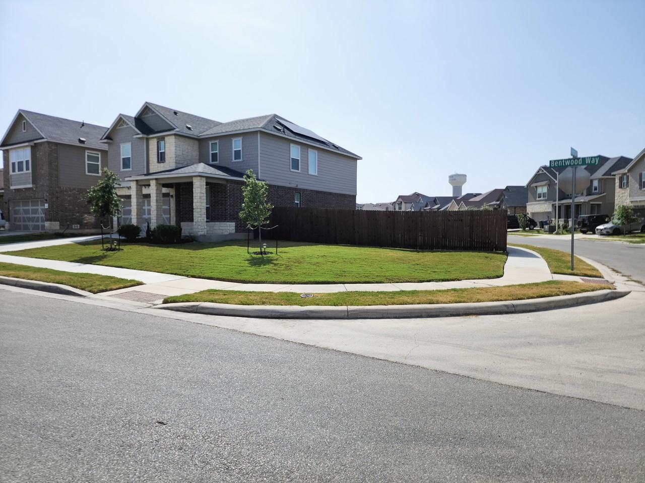 3865 Bentwood Way #NA - Photo 3 of 19