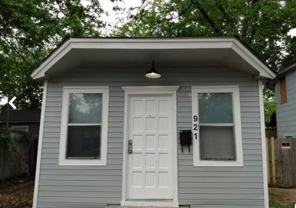 921 N Fitzhugh Ave - Photo 1 of 1
